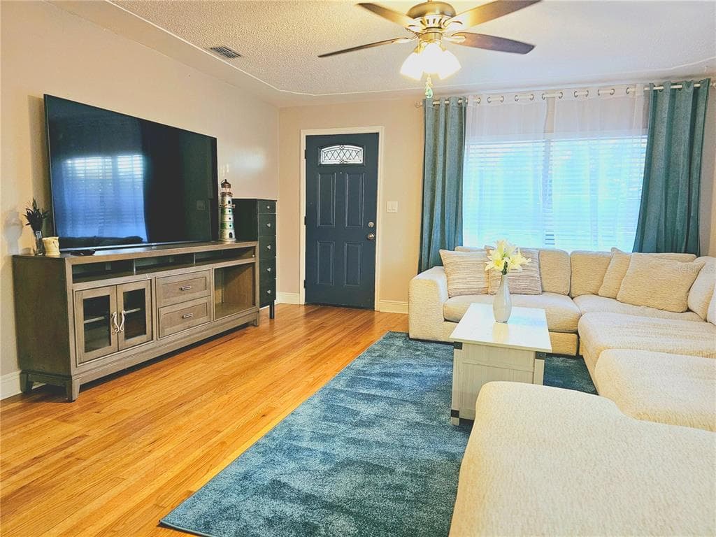 2035 28TH AVENUE N, ST PETERSBURG, FL 33713 — zdjęcie 3