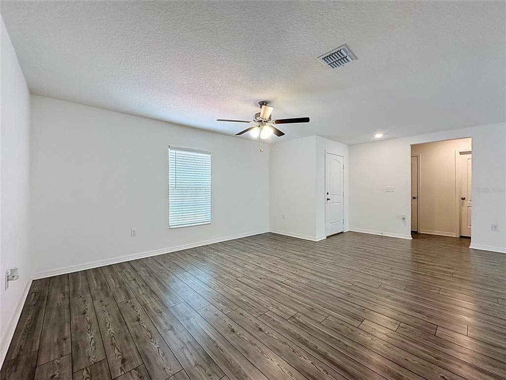 1407 HILLSBOROUGH WAY, POINCIANA, FL 34759 — zdjęcie 3