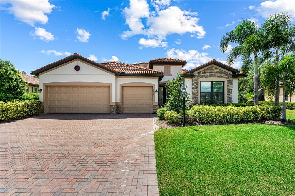 9730 CARNOUSTIE PLACE, BRADENTON, FL 34211