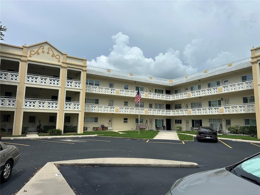 2285 ISRAELI DRIVE # 29, CLEARWATER, FL 33763