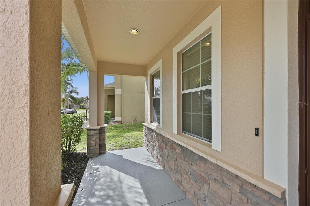 10811 KIRKWALL PORT DRIVE, WIMAUMA, FL 33598 — zdjęcie 3