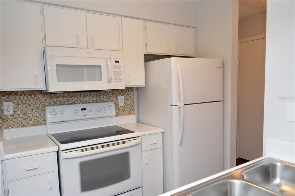 8625 MALLARD RESERVE DRIVE # 201, TAMPA, FL 33614 — zdjęcie 4