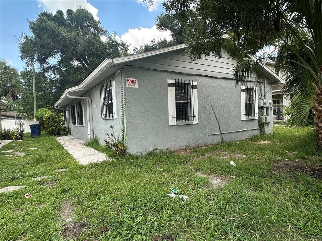 8215 N KLONDYKE STREET, TAMPA, FL 33604 — zdjęcie 2