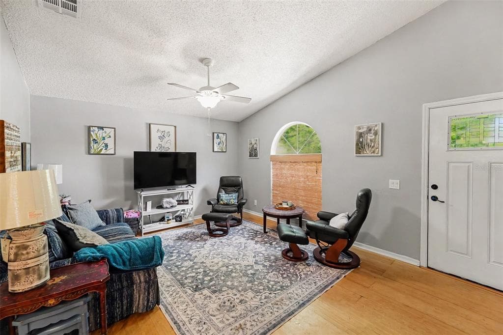 1934 29TH AVENUE N, ST PETERSBURG, FL 33713 — zdjęcie 2