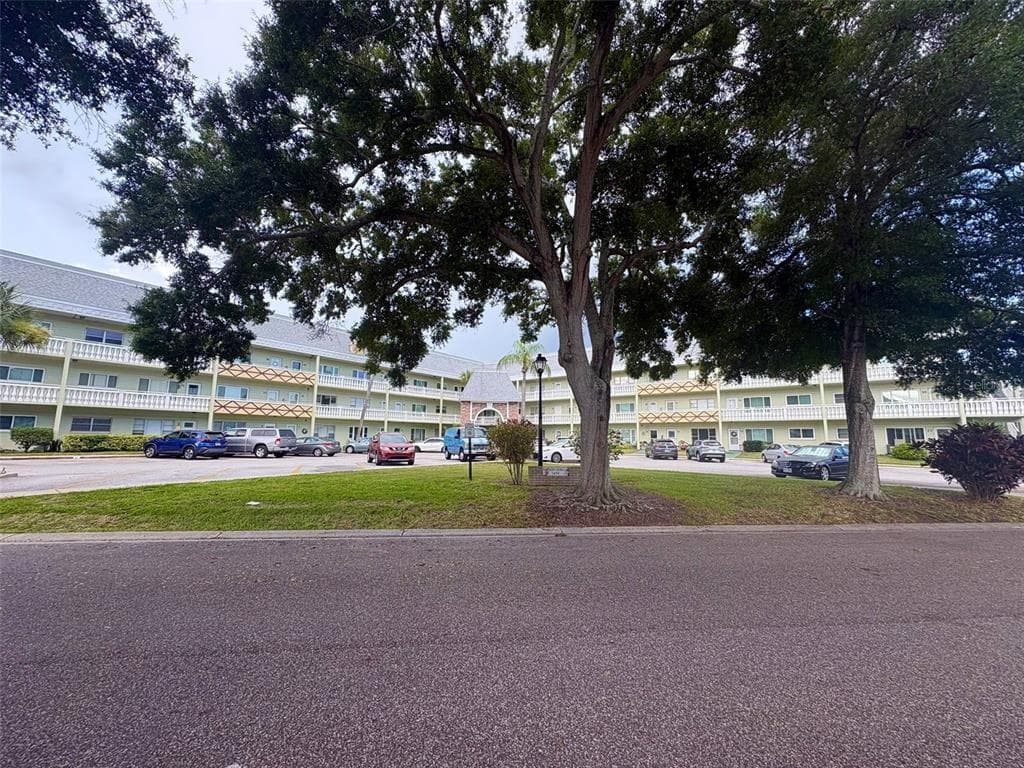 2459 COLUMBIA DRIVE # 69, CLEARWATER, FL 33763