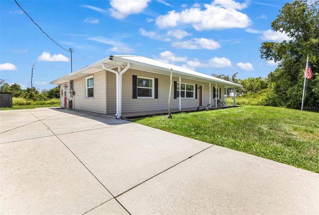 30 SUCCESS DRIVE, PUNTA GORDA, FL 33982 — zdjęcie 4