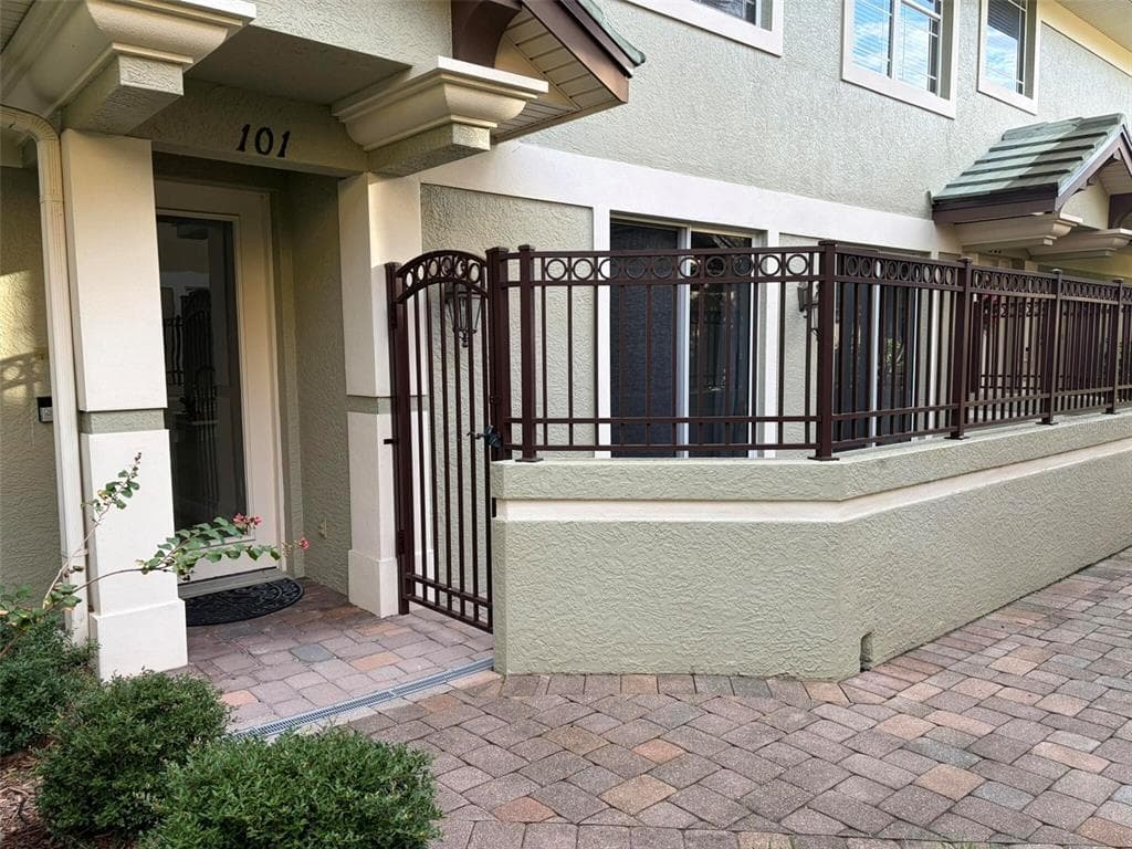 6536 MOORINGS POINT CIRCLE # 101, LAKEWOOD RANCH, FL 34202 — zdjęcie 2