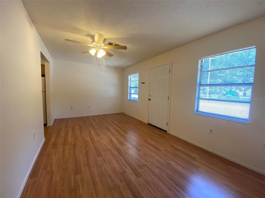 301 WOODROW AVENUE # B, LARGO, FL 33770 — zdjęcie 3