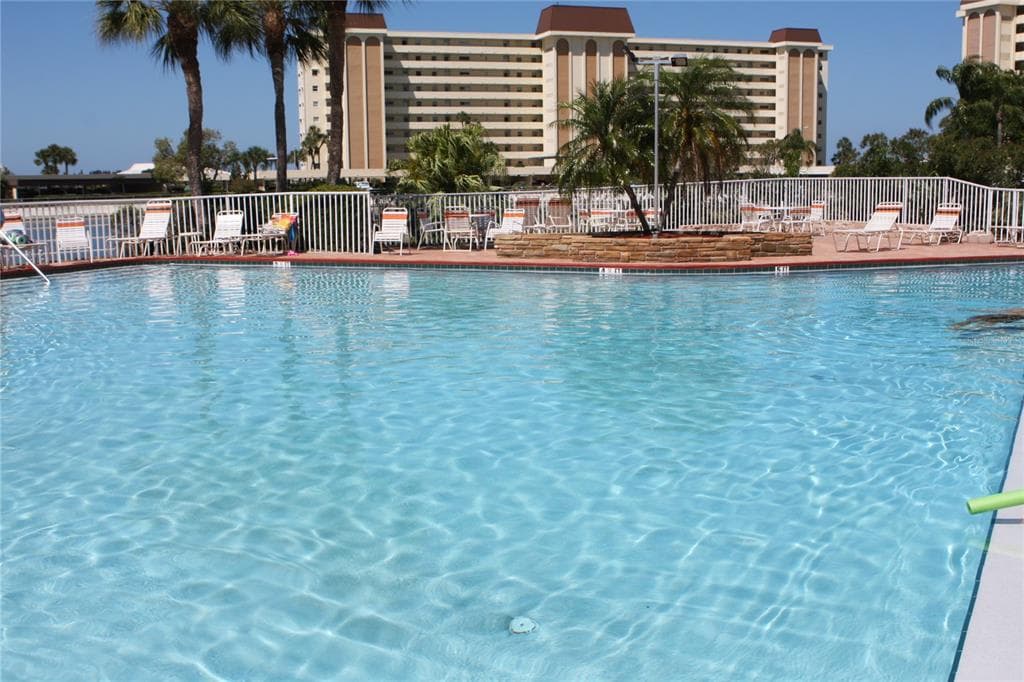 4725 COVE CIRCLE # 906, ST PETERSBURG, FL 33708