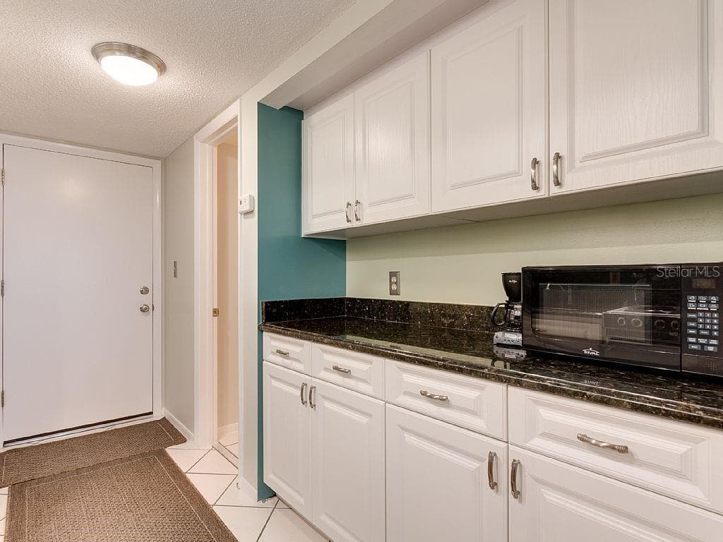 4725 COVE CIRCLE # 906, ST PETERSBURG, FL 33708 — zdjęcie 4