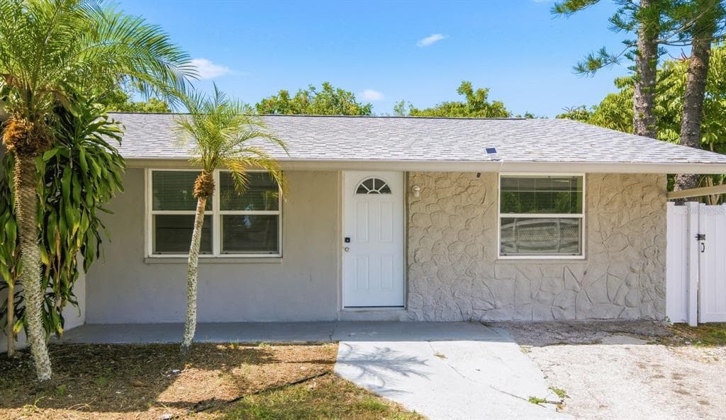 1119 17TH AVENUE SW, LARGO, FL 33778 — zdjęcie 2