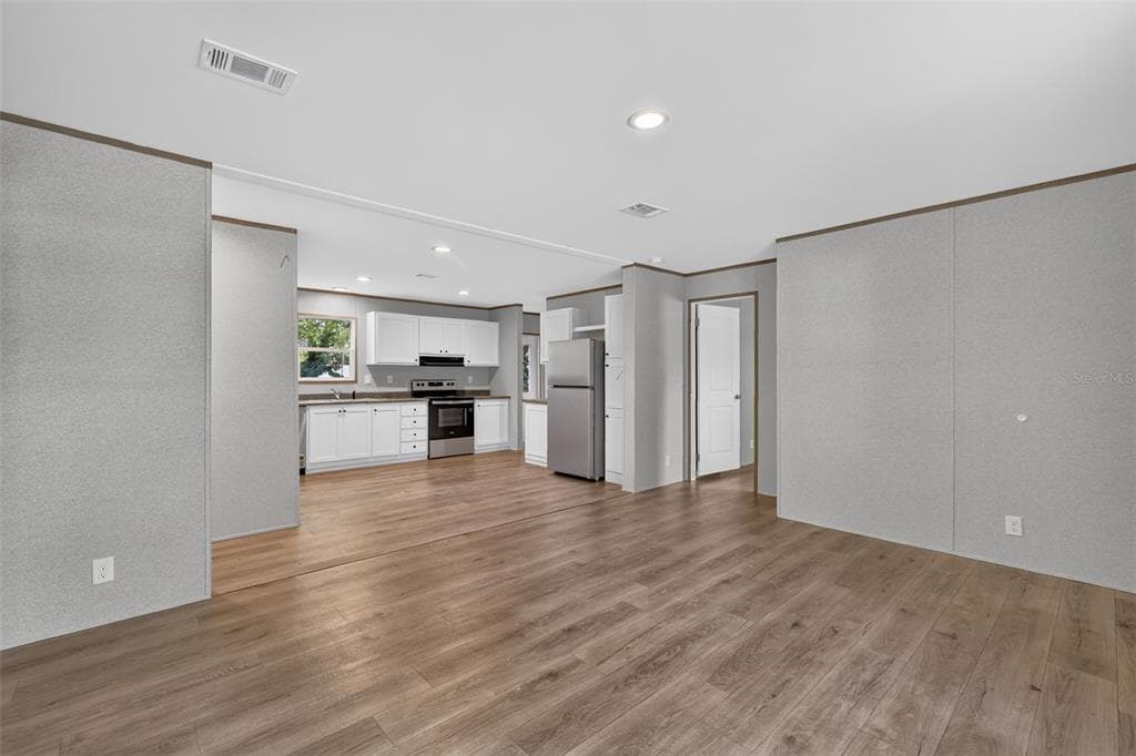 607 LAWRENCE STREET, WILDWOOD, FL 34785 — zdjęcie 3