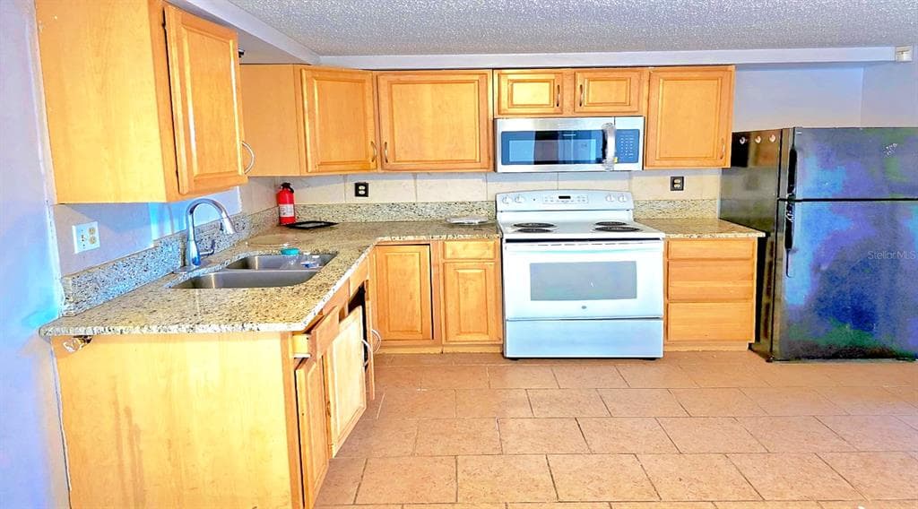3806 BADEN DRIVE, HOLIDAY, FL 34691 — zdjęcie 2