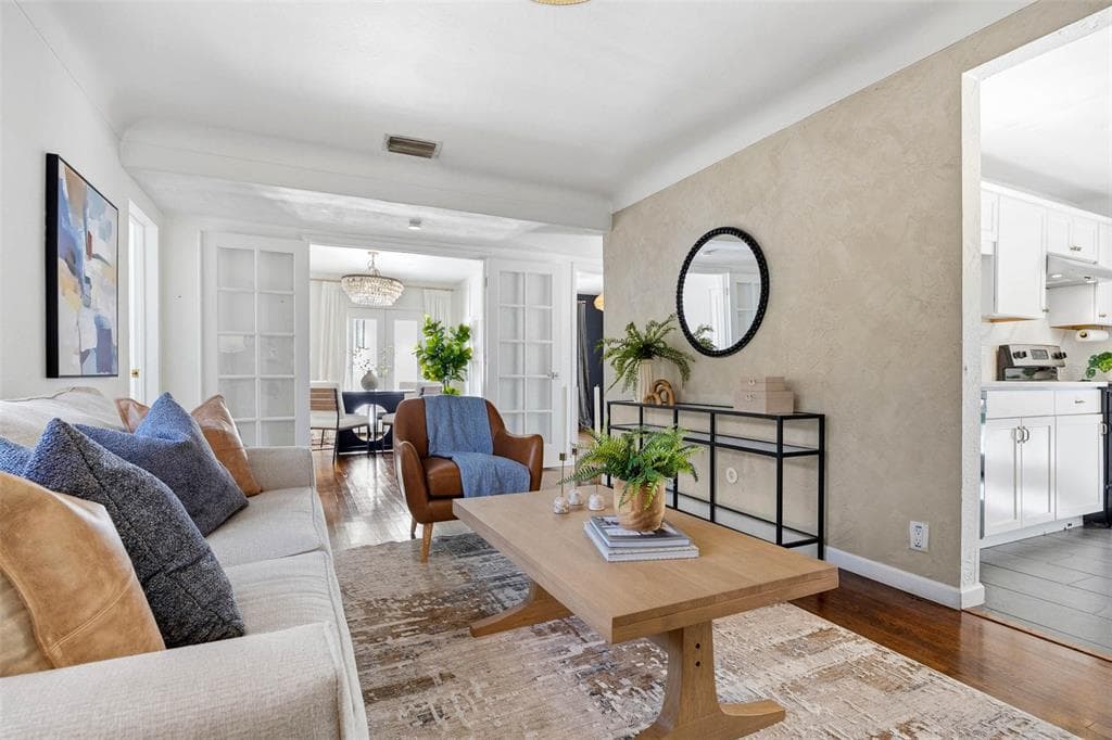 5931 MANGROVE STREET N, ST PETERSBURG, FL 33703 — zdjęcie 2