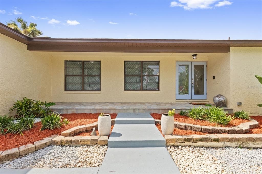 2311 LONG GREEN COURT, VALRICO, FL 33596 — zdjęcie 4