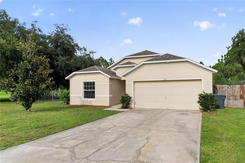 725 ROBIN COURT, KISSIMMEE, FL 34759