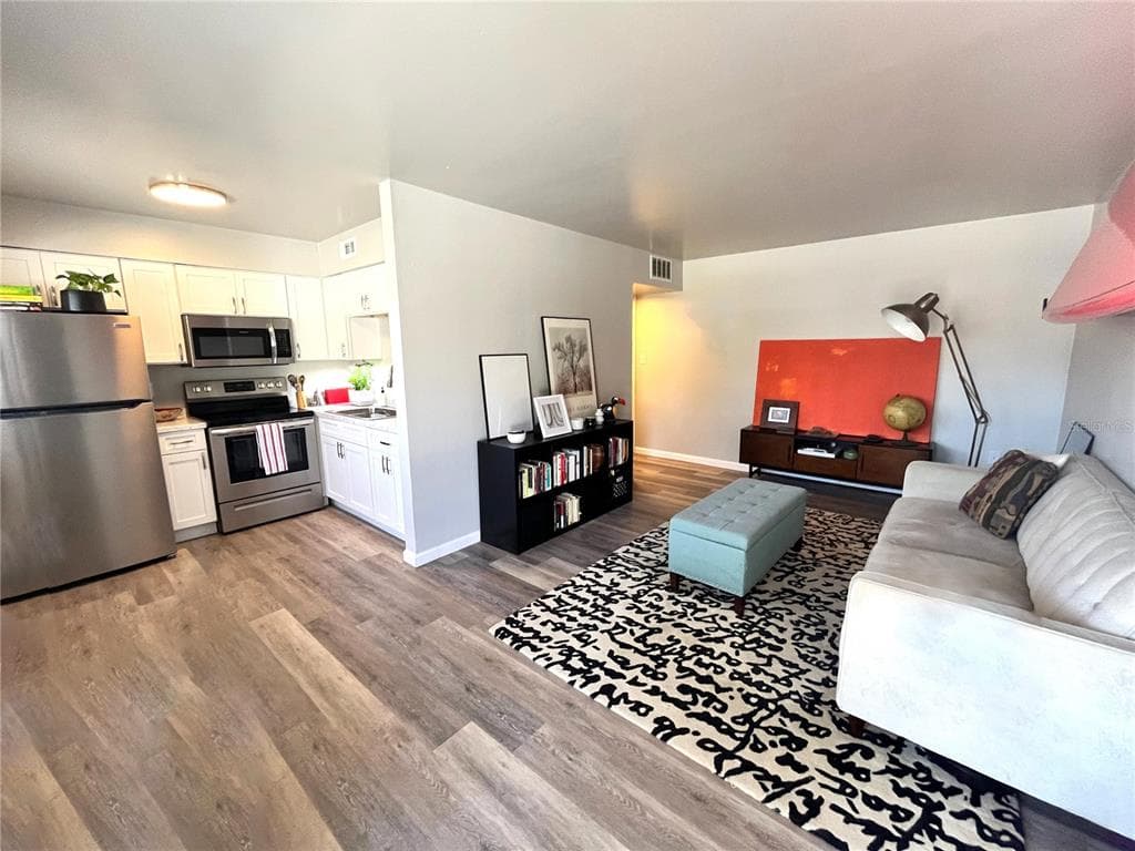 501 NW 15TH AVENUE # 9, GAINESVILLE, FL 32601 — zdjęcie 2