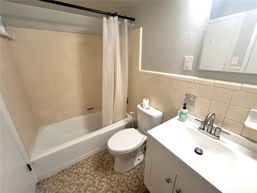 501 NW 15TH AVENUE # 9, GAINESVILLE, FL 32601 — zdjęcie 5