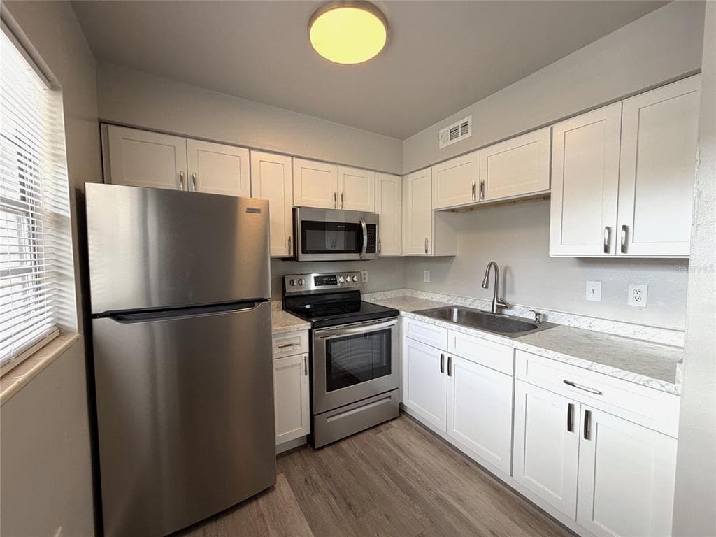 501 NW 15TH AVENUE # 9, GAINESVILLE, FL 32601 — zdjęcie 4
