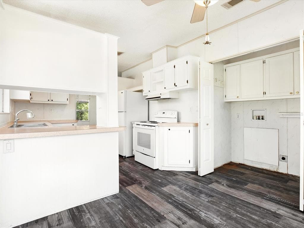 7606 DETROIT AVENUE, HUDSON, FL 34667 — zdjęcie 5