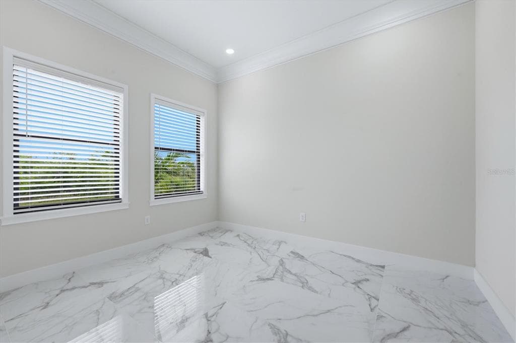 9222 ROSEBUD CIRCLE, PORT CHARLOTTE, FL 33981 — zdjęcie 4
