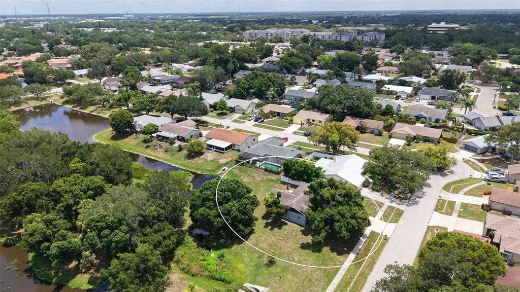 2481 S SCARLET OAK COURT, SARASOTA, FL 34232 — zdjęcie 3