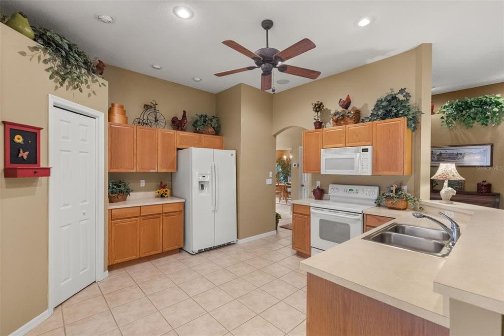 13813 SIGLER STREET, RIVERVIEW, FL 33579 — zdjęcie 3