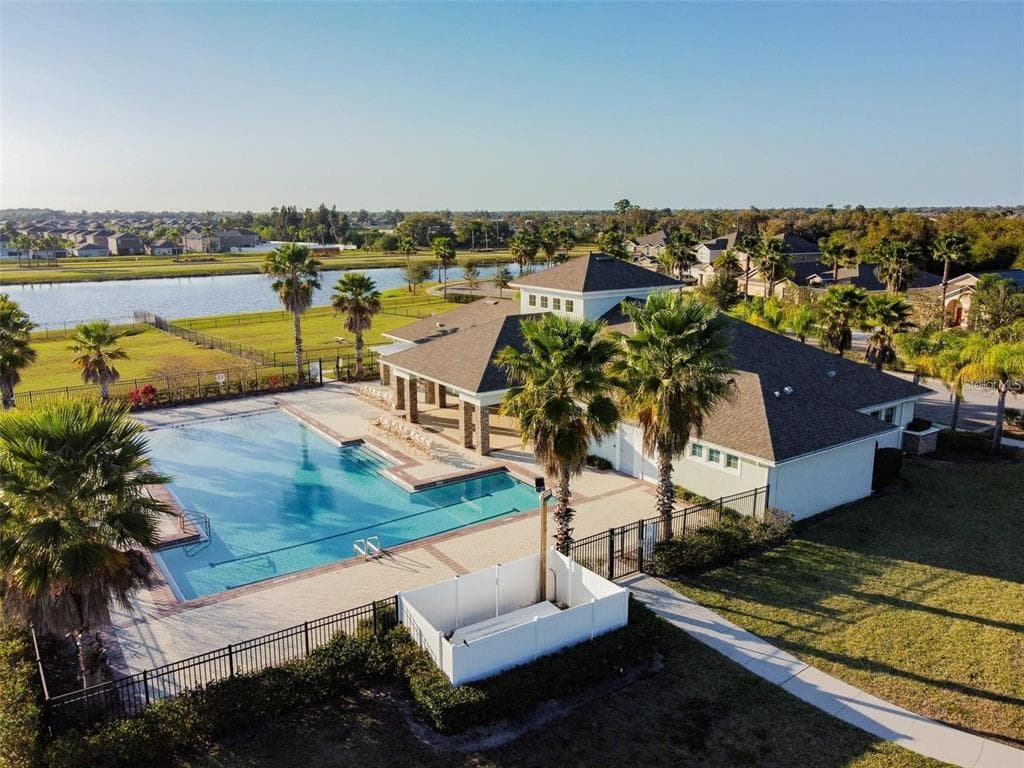 909 MEADOW GLADE DRIVE, RUSKIN, FL 33570 — zdjęcie 3