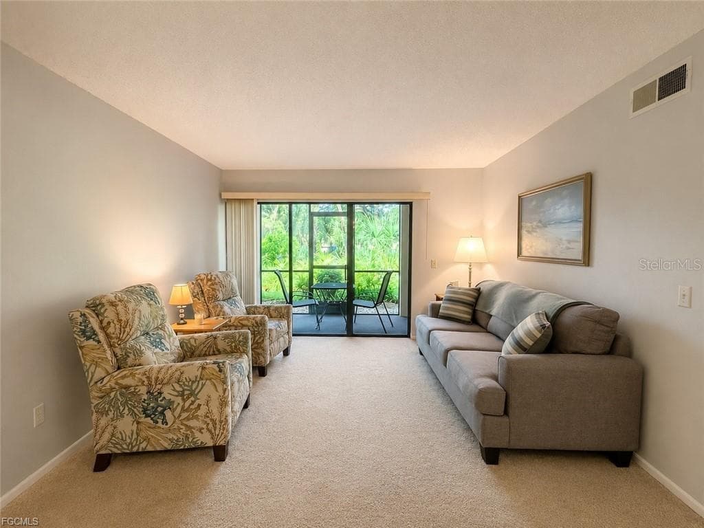 1515 FORREST NELSON BOULEVARD # M106, PORT CHARLOTTE, FL 33952 — zdjęcie 3