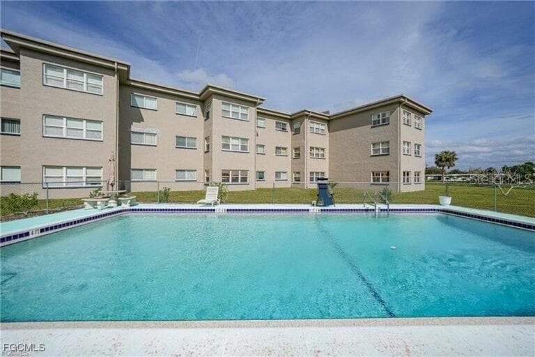 3100 HARBOR BOULEVARD # 102, PORT CHARLOTTE, FL 33952 — zdjęcie 3