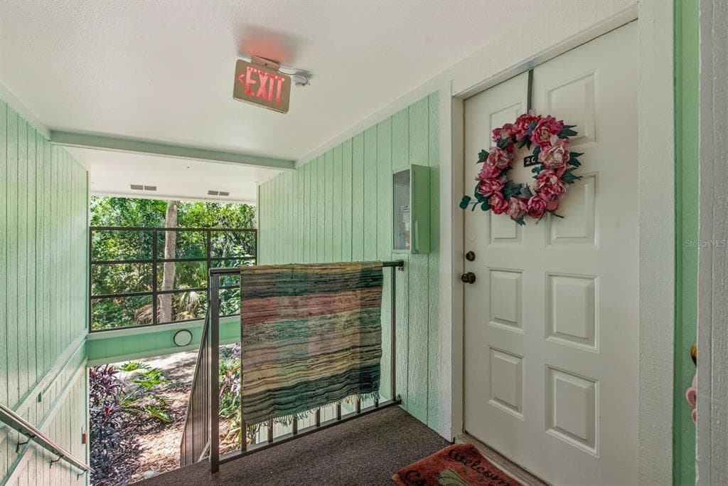 3295 FOX CHASE CIRCLE N # 207, PALM HARBOR, FL 34683 — zdjęcie 3