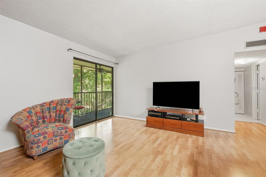 3295 FOX CHASE CIRCLE N # 207, PALM HARBOR, FL 34683 — zdjęcie 5