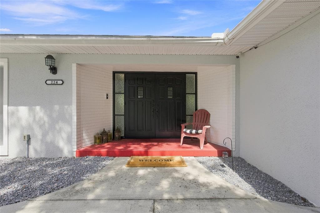 224 N MCGOWAN AVENUE, CRYSTAL RIVER, FL 34429 — zdjęcie 2