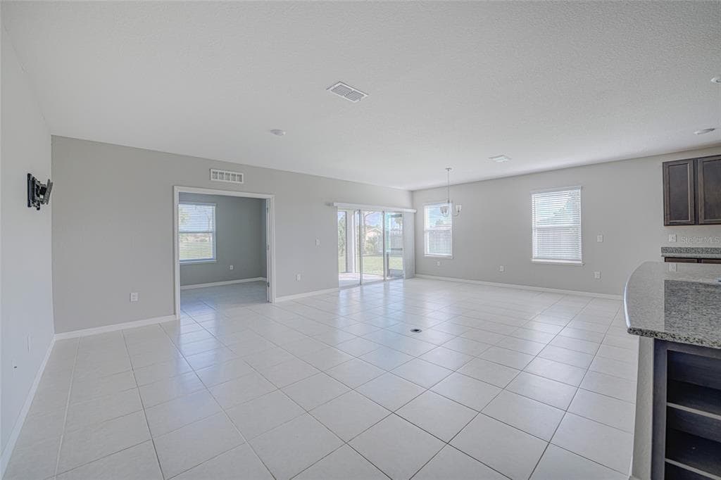 3215 BROOKLYN AVENUE, PORT CHARLOTTE, FL 33952 — zdjęcie 5