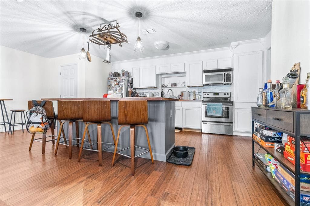 37237 NICOLE AVENUE, ZEPHYRHILLS, FL 33541 — zdjęcie 4