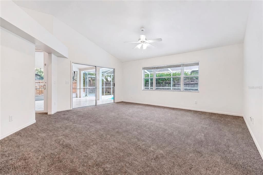 2302 LYNCREST COURT, VALRICO, FL 33596 — zdjęcie 4