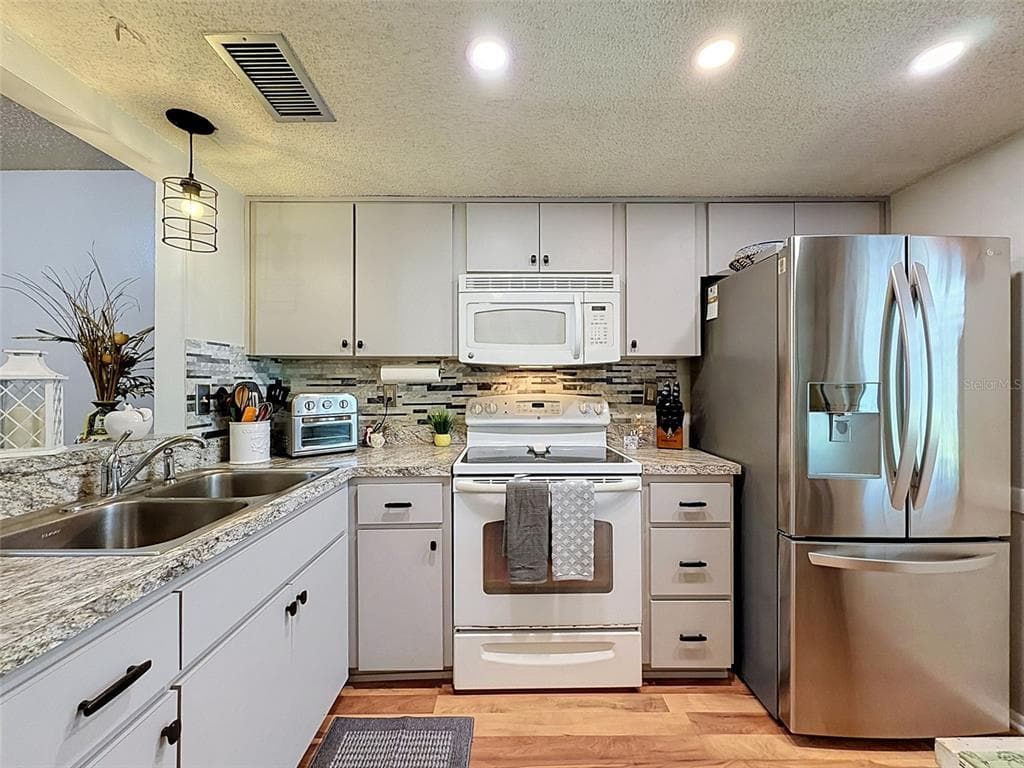 8220 SEVEN OAKS COURT # 5, PORT RICHEY, FL 34668 — zdjęcie 4