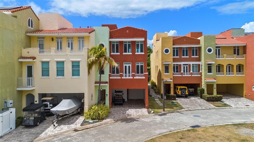 300 HARBOUR DRIVE # A7, HUMACAO, PR 00791