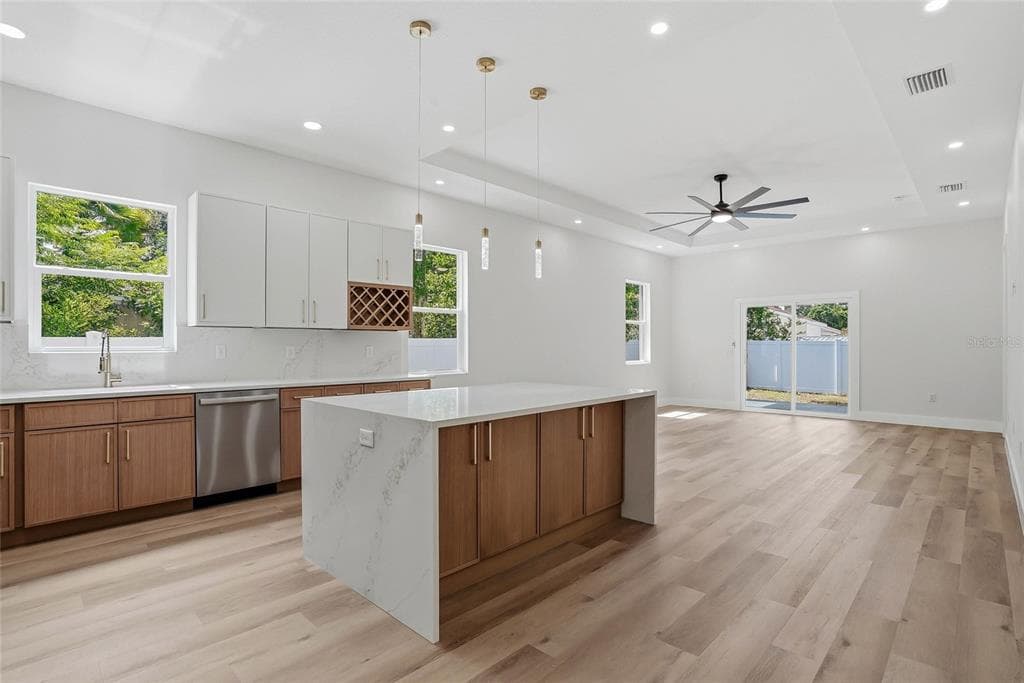 1117 15TH AVENUE NW, LARGO, FL 33770 — zdjęcie 5