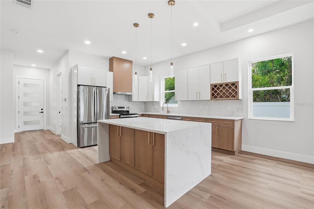 1117 15TH AVENUE NW, LARGO, FL 33770 — zdjęcie 4