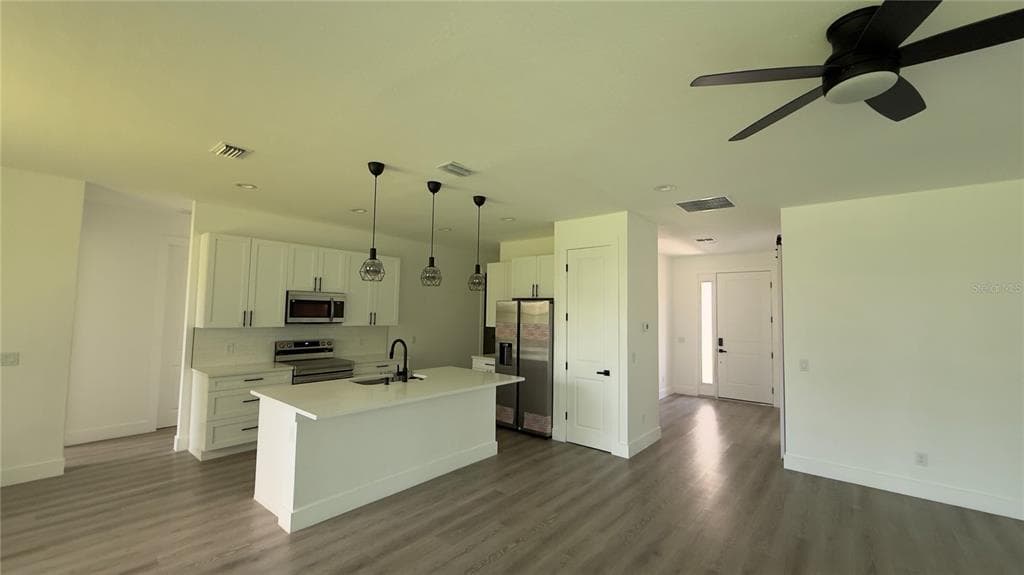 14300 SANILAC AVENUE, PORT CHARLOTTE, FL 33981 — zdjęcie 2