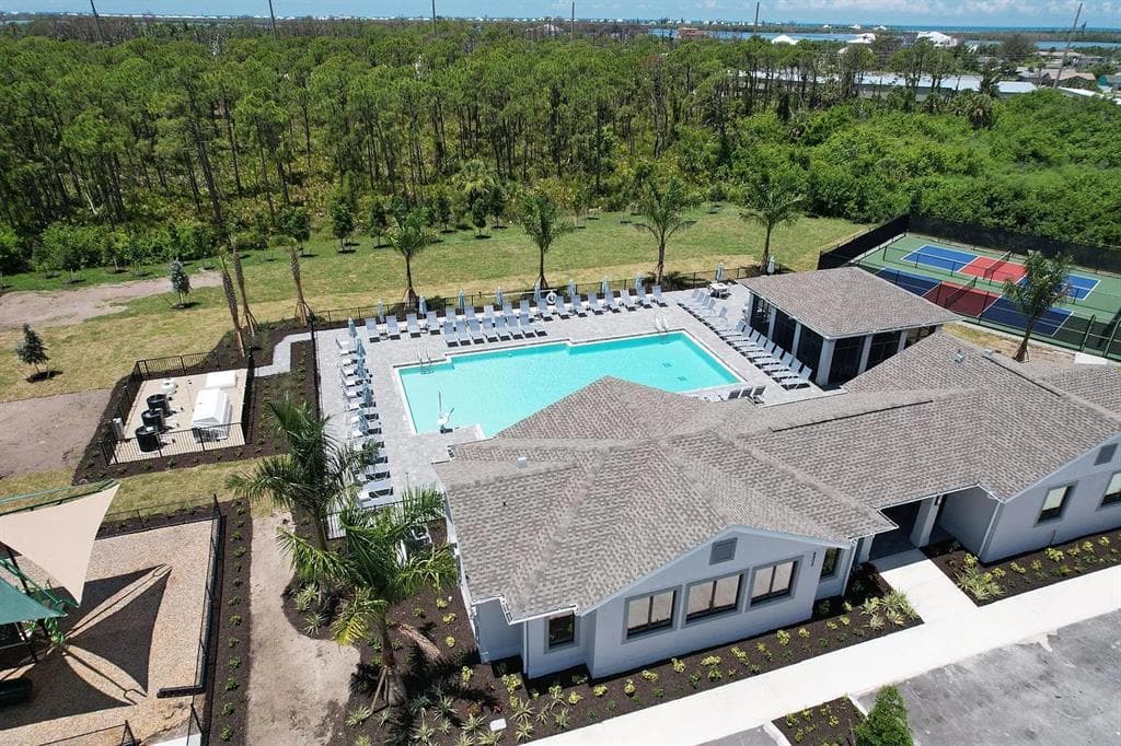 8535 SAINT KITTS CIRCLE, ENGLEWOOD, FL 34224 — zdjęcie 2