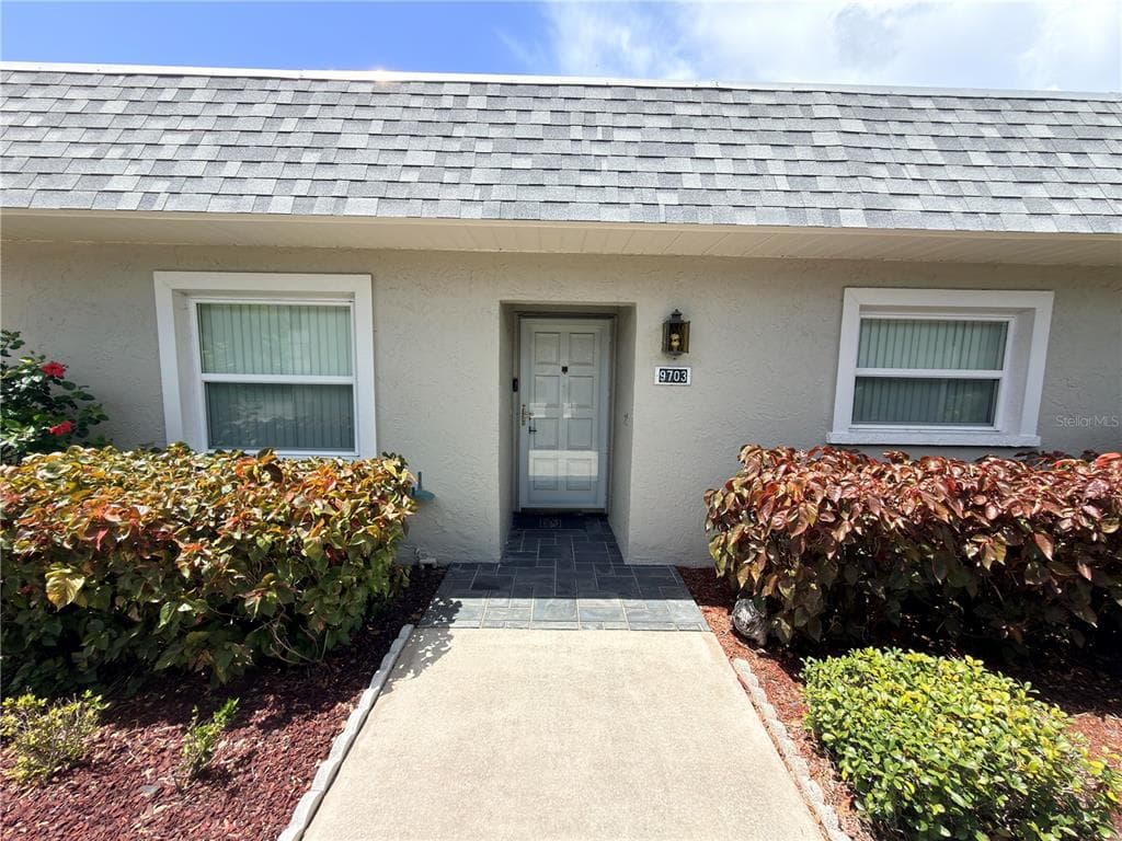 9703 GREENSKEEPER DRIVE, NEW PORT RICHEY, FL 34655