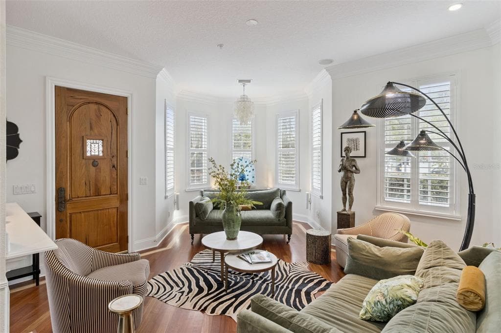 2402 VICTORIA GARDENS LANE, TAMPA, FL 33609 — zdjęcie 5
