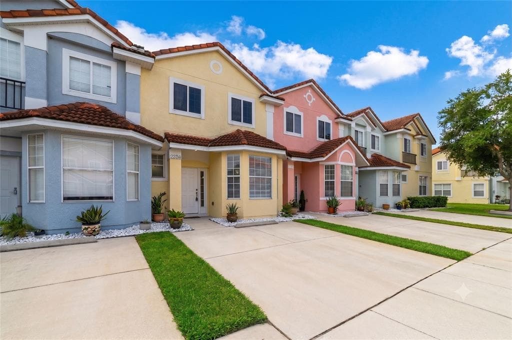 1236 SOUTH BEACH CIRCLE, KISSIMMEE, FL 34746