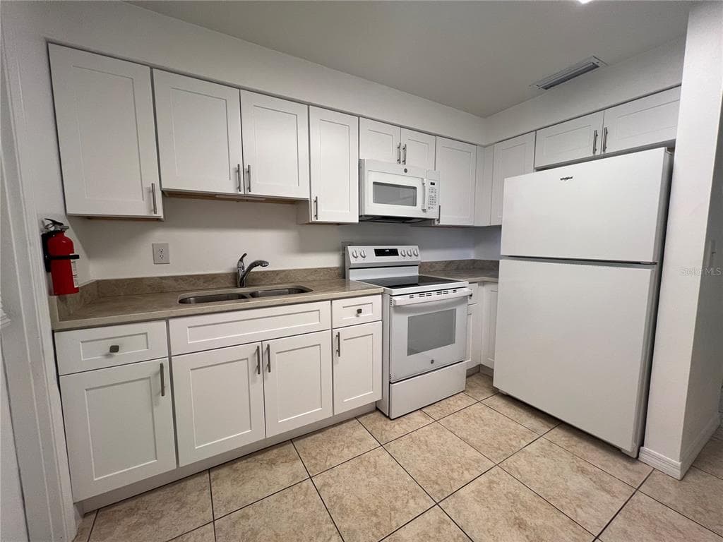 1238 WOODMERE DR, ALTAMONTE SPRINGS, FL 32714 — zdjęcie 4
