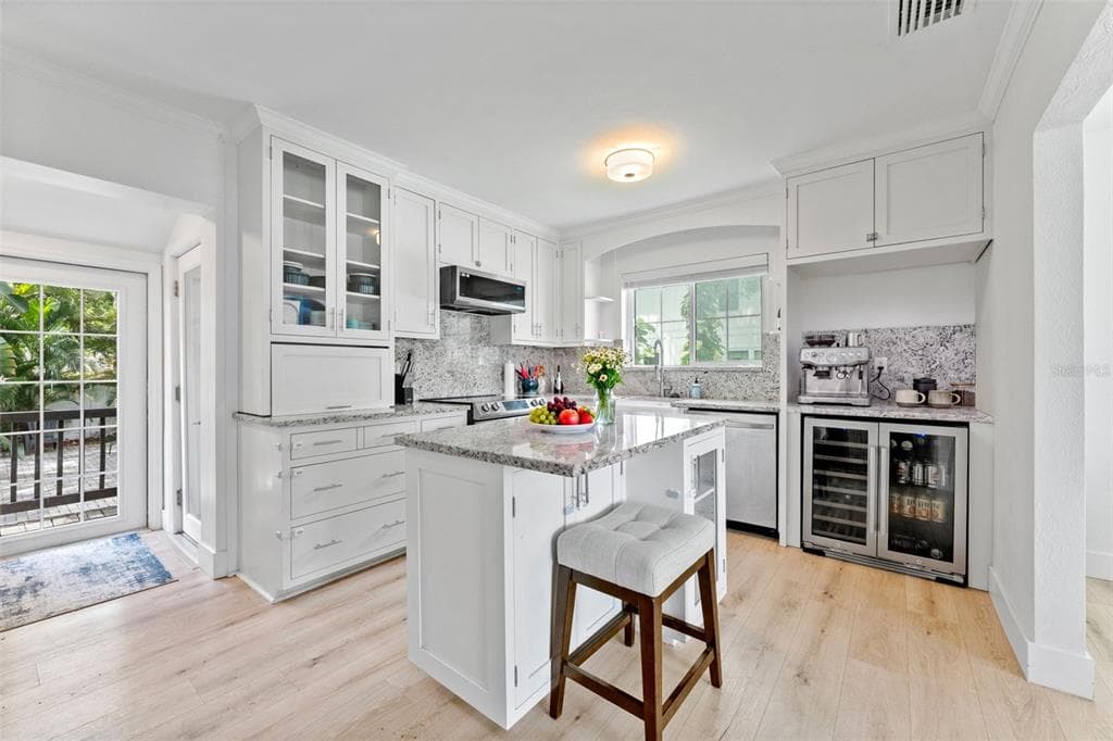 802 W CORAL STREET, TAMPA, FL 33602 — zdjęcie 3