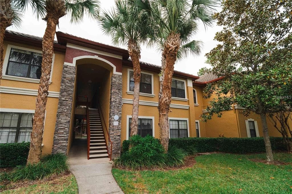 2249 PORTOFINO PLACE # 22-2217, PALM HARBOR, FL 34683