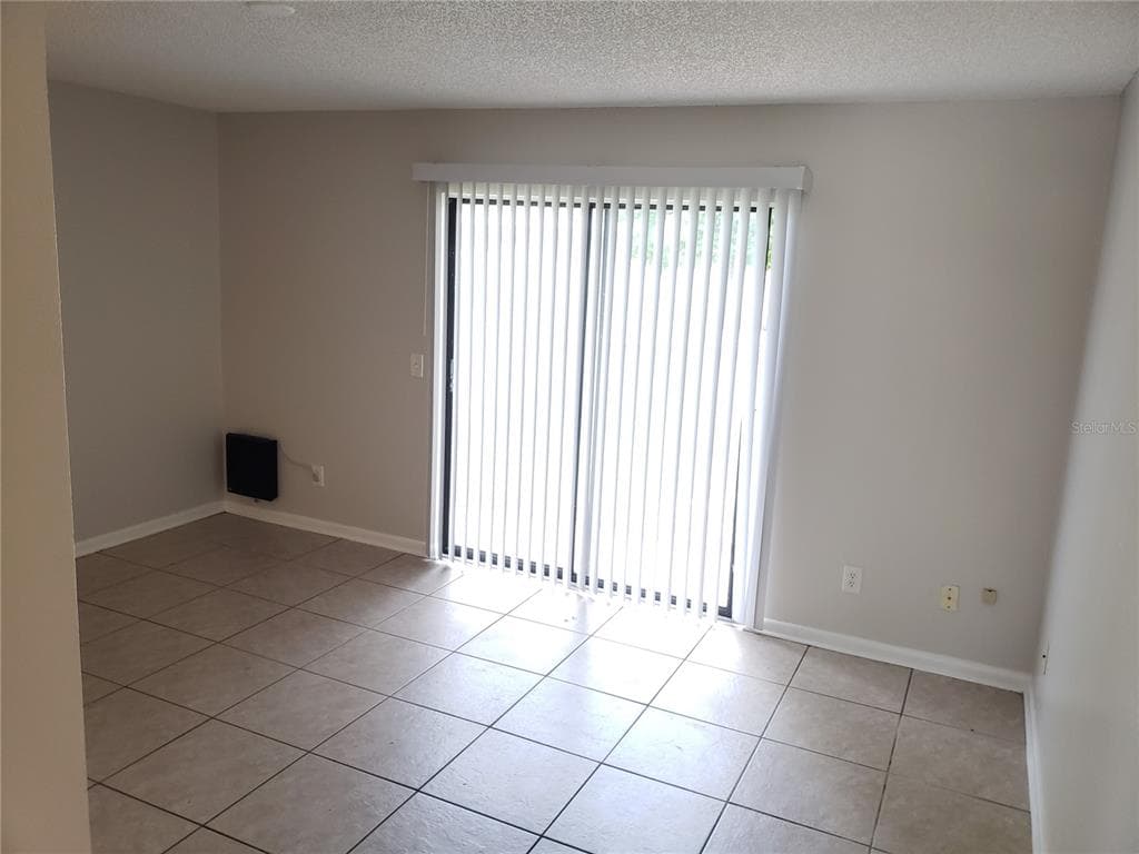 22706 GAGE LOOP # 33, LAND O LAKES, FL 34639 — zdjęcie 5