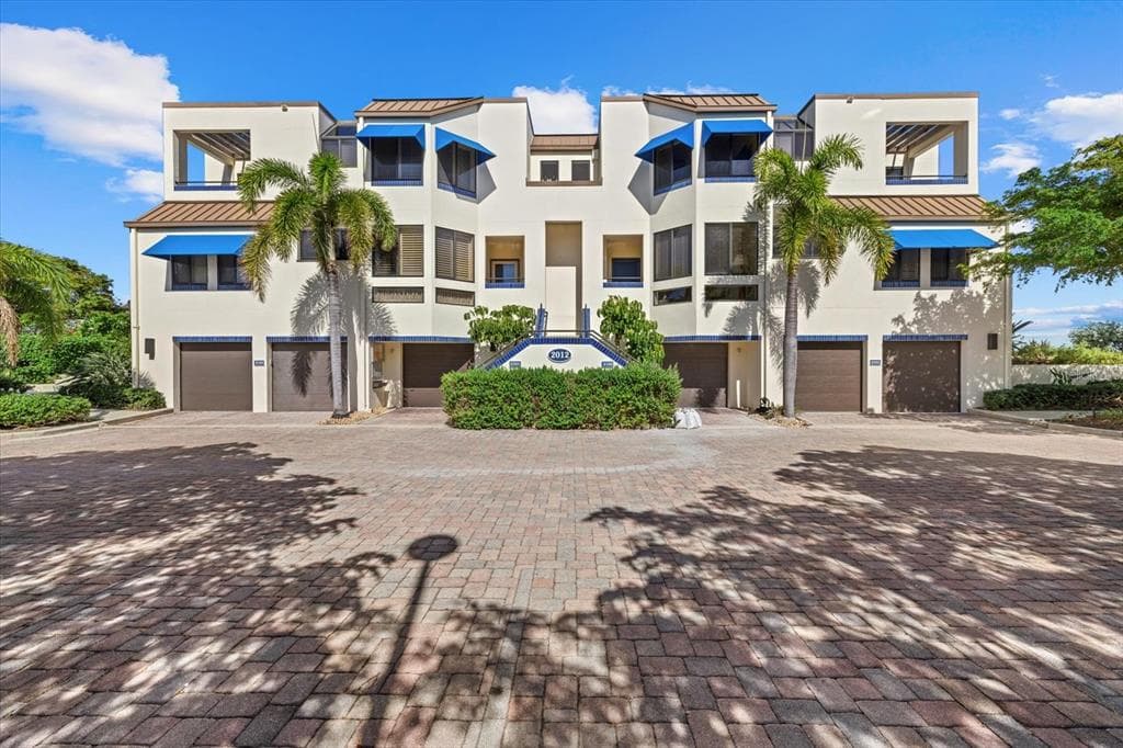 2012 HARBOURSIDE DRIVE # 2102, LONGBOAT KEY, FL 34228